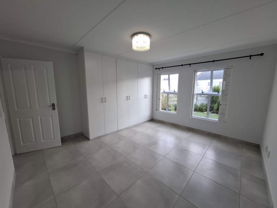To Let 2 Bedroom Property for Rent in West Beach Western Cape
